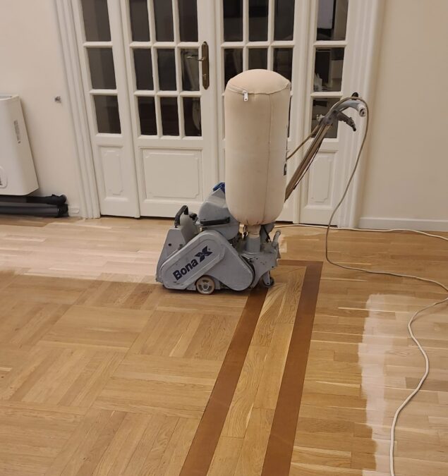 Secretul Unui Parchet Ca Nou: Raschetarea și Recondiționarea Profesionistă 