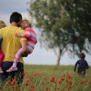 Cum să creezi povești de adormit amuzante pentru întreaga familie