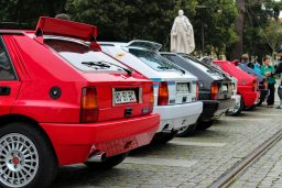 Povești de adormit cu mașini și camioane: aventuri pe roți